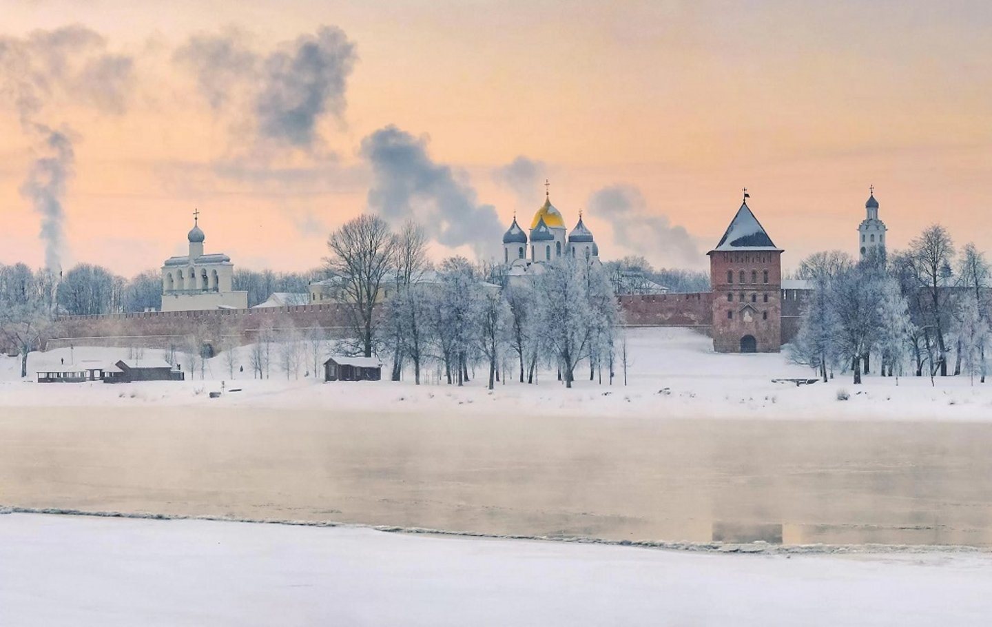 Das UNESCO-Weltkulturerbe Velikij Novgorod: Deutsch-Russische studentische Projekte zur Hanse als deutsch-russische Verflechtungsgeschichte